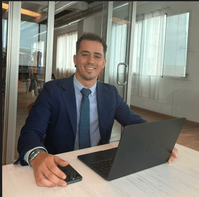 Jose González, agente inmobiliario en Alicante